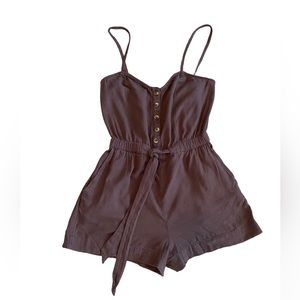 Aerie women’s button front elastic back spaghetti strap Romper